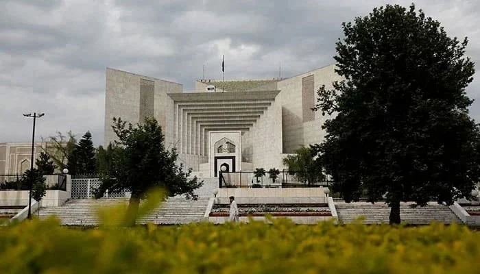 Supreme Court Challenges Fairness of Super Tax, Sparking National Economic Debate